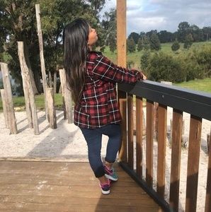 Meet your Posher, Robina